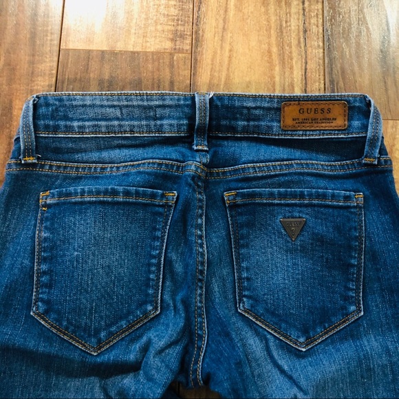 GUESS Skinny Jeans - Picture 4 of 5